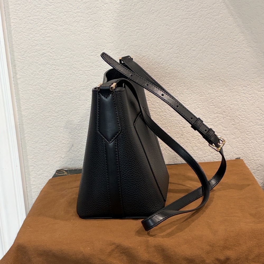 Michael Kors Bag - Picture 3 of 7